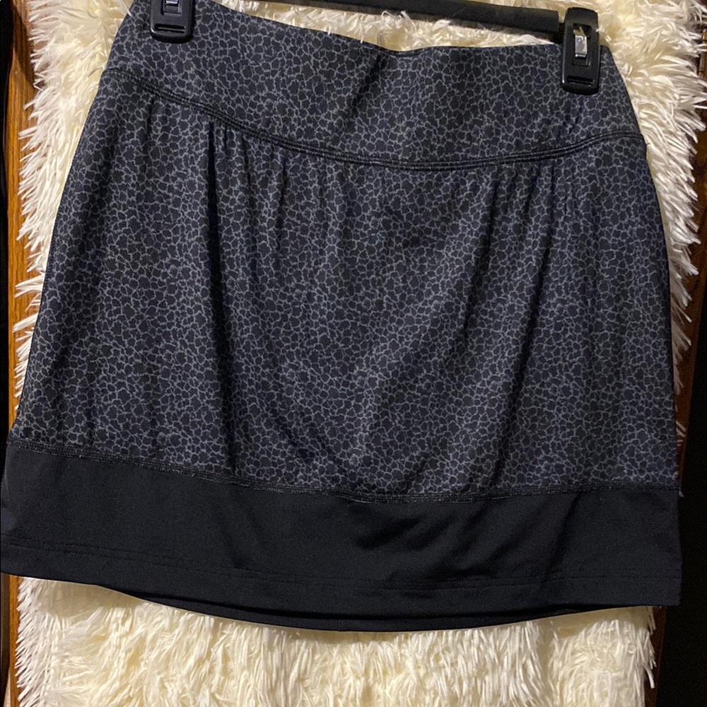 Columbia Women’s Siren Splash Skort/Golf Tennis Skirt. Size S - Picture 1 of 4